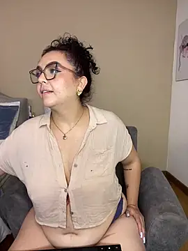 Chat +18 de AlmaraRouge ao vivo