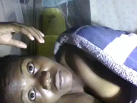 prettybelly's Live XXX Chat