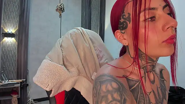 Chatroom XXX en direct de selene_red_