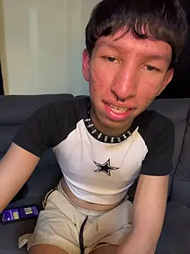 Noah-fire Live XXX Chat