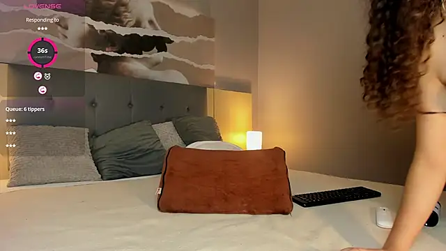 Živý XXX chat LucyLovelyy