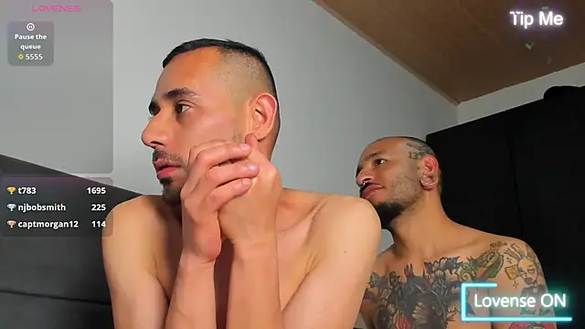jhonyalzate2 Webcam-Show