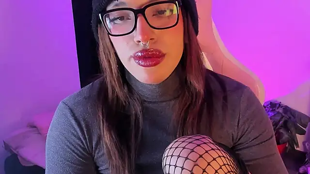 Loona_s Chat XXX live