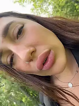 AleksandraRich Chat XXX in diretta