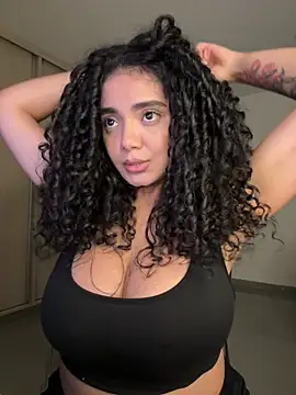 Curlyierr: απευθείας συνομιλία ΧΧΧ