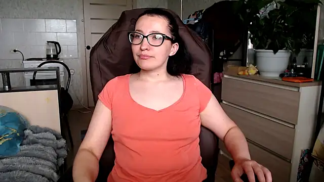 AnKey_Rayah Adlı Modelin Canlı XXX Sohbeti