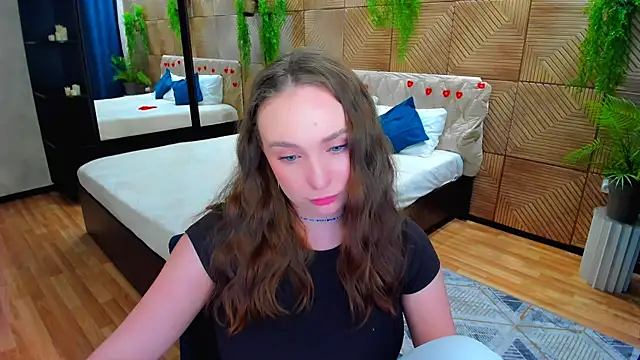 Chat XXX en directo de TrueReincarnation