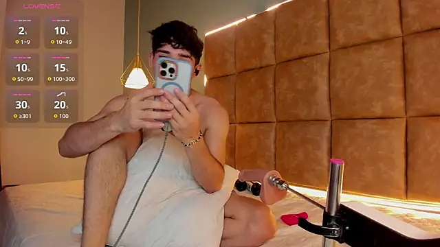 AlejooTwink Live XXX Chat