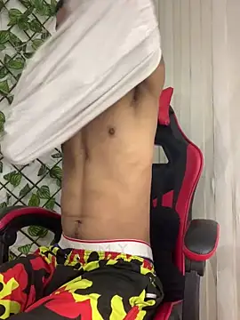 Chat +18 de Anthony_clark1 ao vivo