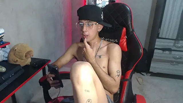 garu-hot18 Live XXX-Chat