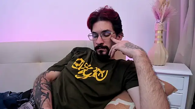 XXX chat uživo modela Jonathan_Soto