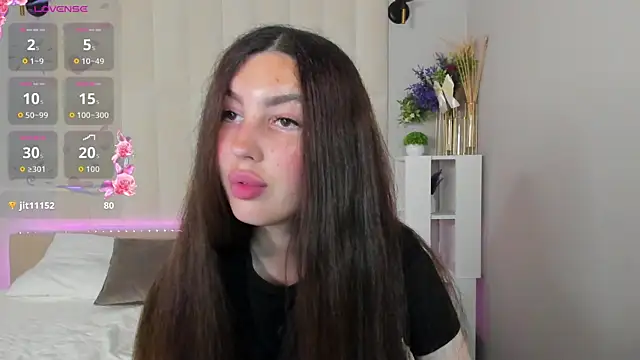 XXX chat uživo modela LiraRevery