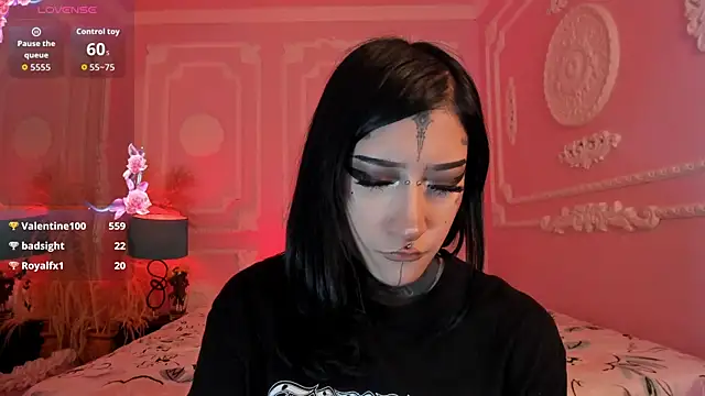 Kat_VonDe Chat XXX in diretta