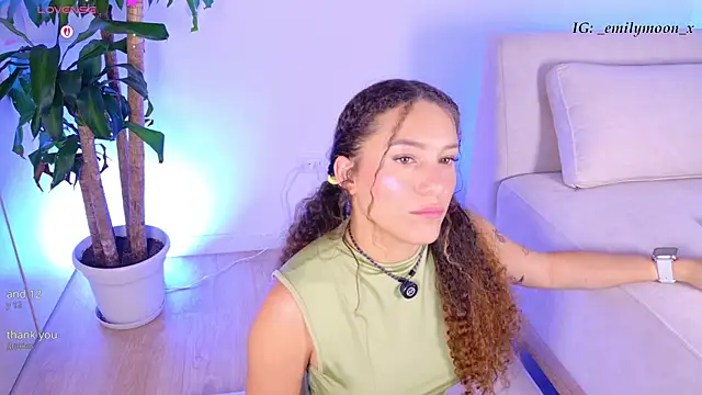 Chatroom XXX en direct de onlyemily_