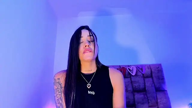 NoraDasilva Chat XXX in diretta