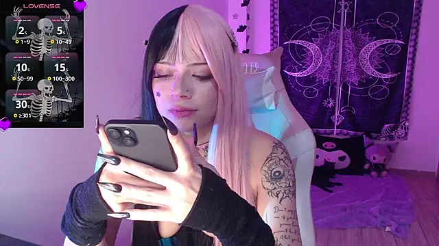 cyberd0ll66 XXX чат на живо