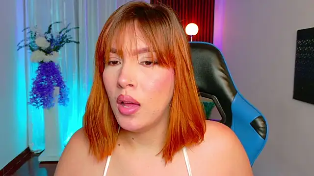 karla_hill_28のライブXXXチャット