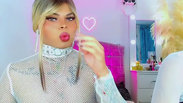 Czat XXX na żywo – AdanKinng
