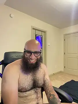 MastaWolfy's Live XXX Chat