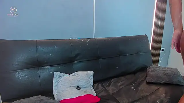 Živý XXX chat DoublePleasureX_