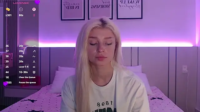 BlondyLi's Live XXX Chat