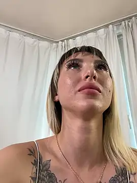 TeaseBabeXXX Live XXX-chat
