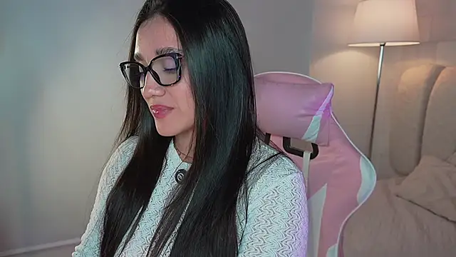 AmaraEvans' Live XXX Chat