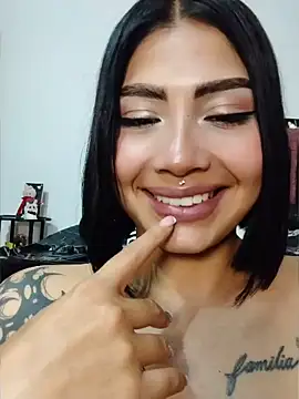 Kylie_brazt Chat XXX in diretta