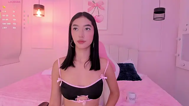 Iam_Milly_ Adlı Modelin Canlı XXX Sohbeti