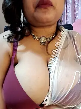 Lovely-Lina7's Live XXX Chat