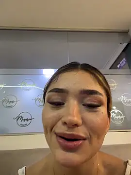 XXX chat uživo modela Arianavillada