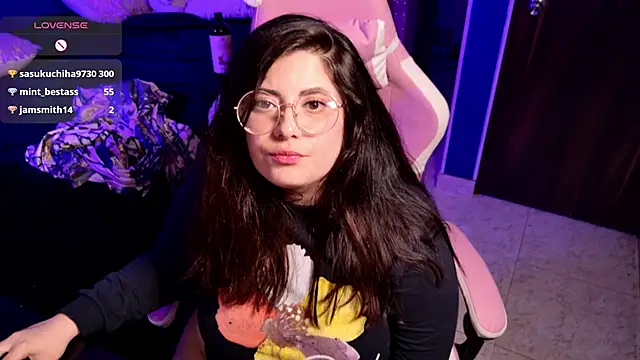 Azamy-12's Live XXX Chat