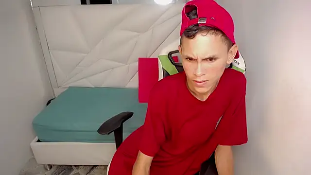 sombra_18n Live XXX chat