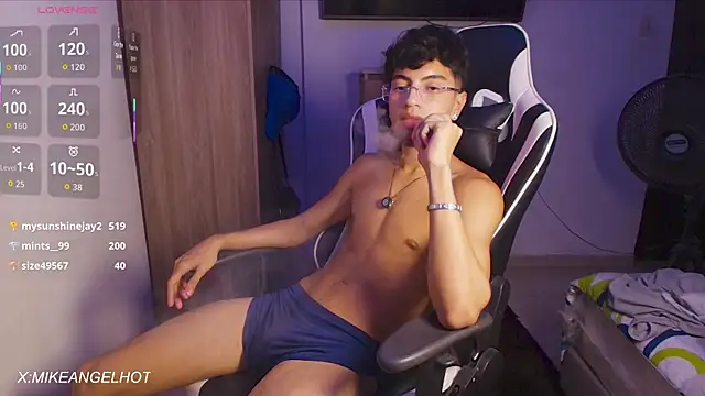 Angelligth 라이브 XXX 채팅