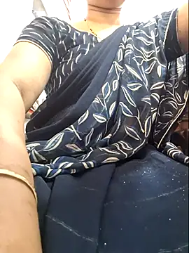 indianhotwife639 élő XXX-chatje