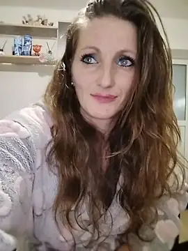 Živý XXX chat CrazyMaya39