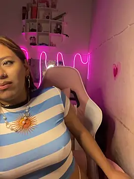 Chat +18 de venus_aura ao vivo