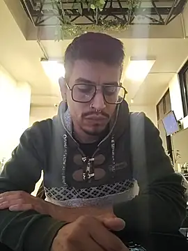 XXX chat uživo modela Juann-cock