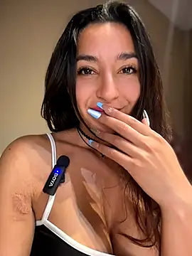 lunita85 라이브 XXX 채팅