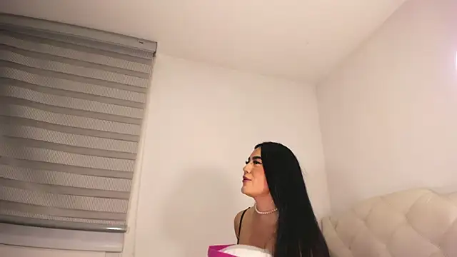 lina_quinn's Live XXX Chat