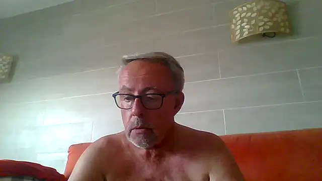 tuggy59 élő XXX-chatje