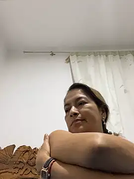 Chat +18 de Jlo_69 ao vivo