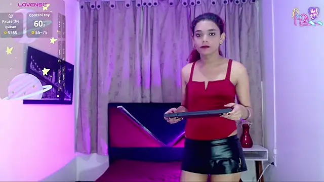 luisa__torres Adlı Modelin Canlı XXX Sohbeti