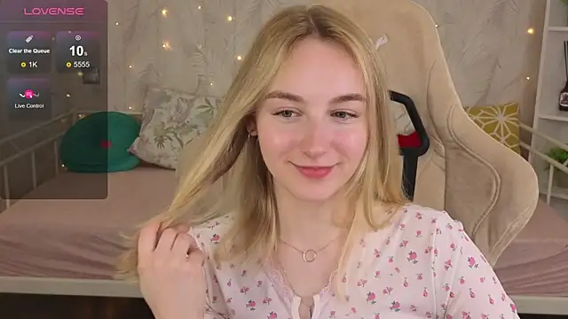 Shy_Polly's Live XXX Chat