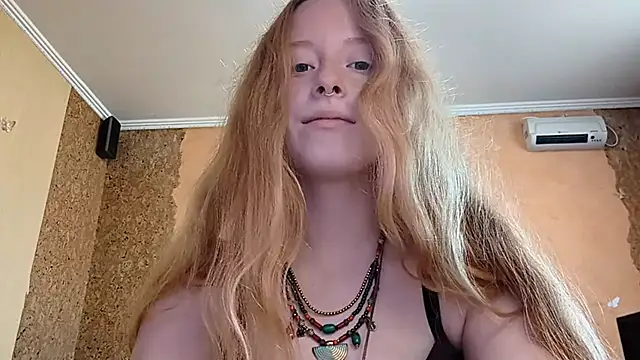 KateVibe_01's Webcam Show