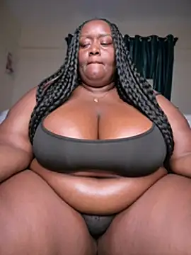 m_yummyshish Chat XXX in diretta