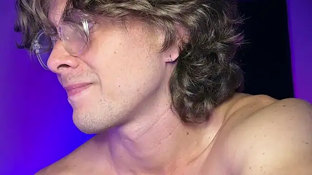 mcklister_kinky_feets XXX чат на живо