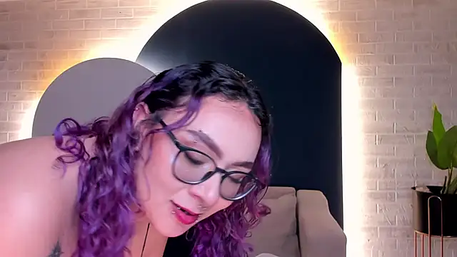 LoiseHarper Chat XXX live