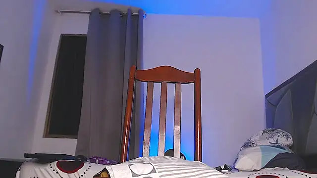 XXX chat uživo modela Cocky03