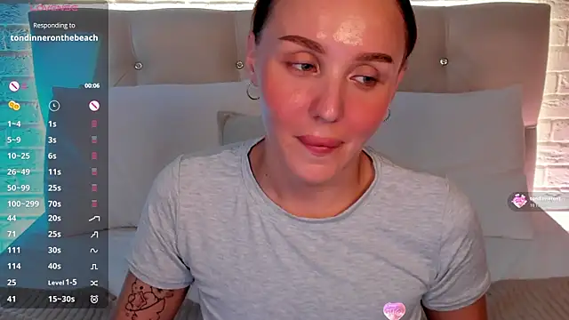 XXX chat uživo modela LianaFord